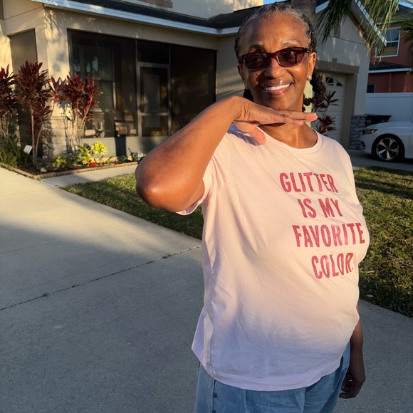 Meet your Posher, Keila - Picture 1 of 1